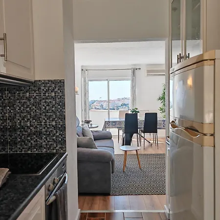 Appartamento Oura Com Piscina E Vista Mar