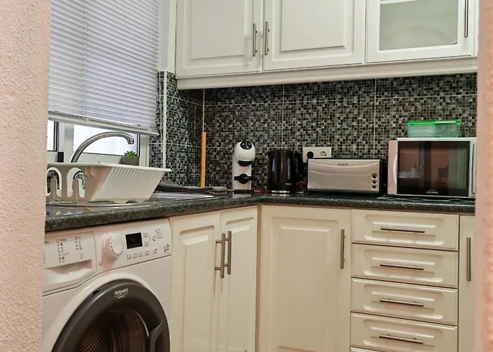 Oura Com Piscina E Vista Mar Apartman *