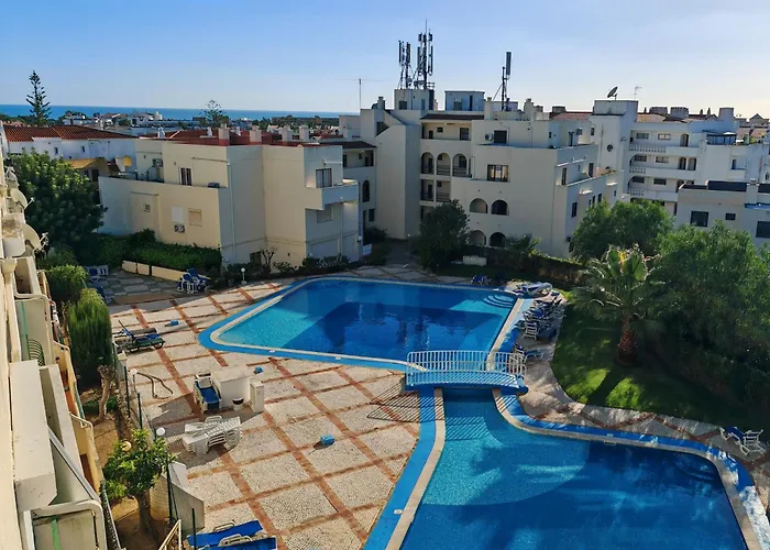 Oura Com Piscina E Vista Mar Albufeira
