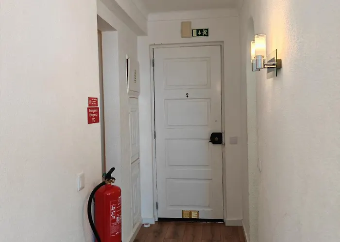 Oura Com Piscina E Vista Mar Lägenhet Albufeira